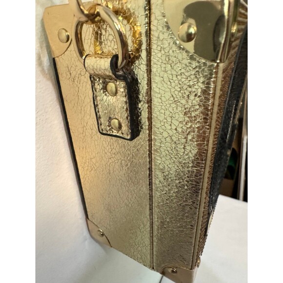 ALDO DJ RAZZLE RECORD PLAYER CROSSBODY NWOT - Picture 4 of 12